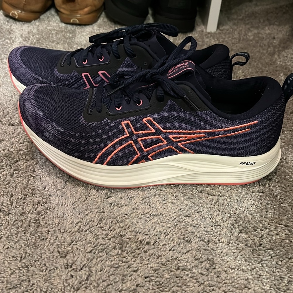 ASICS